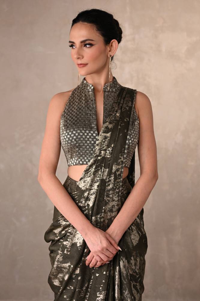 Olive Lustre Foil Drape Saree Buy at ₹26495