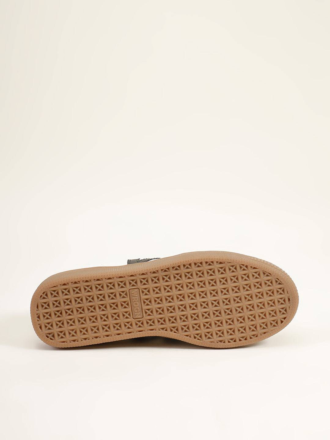 Sneakers | Sazerac Mistedge