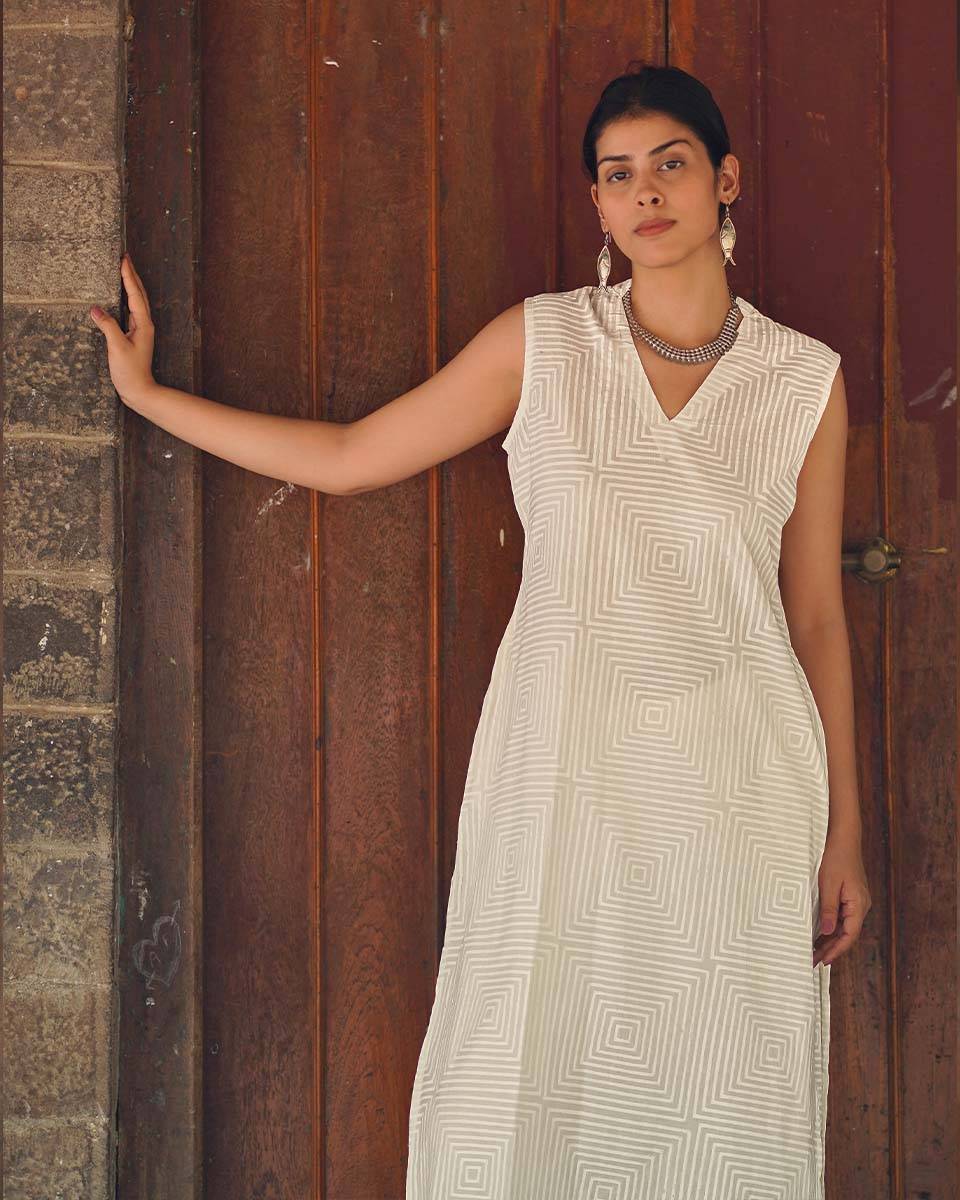 Quiet Tusk Ivory Block Printed Kurti - SFD