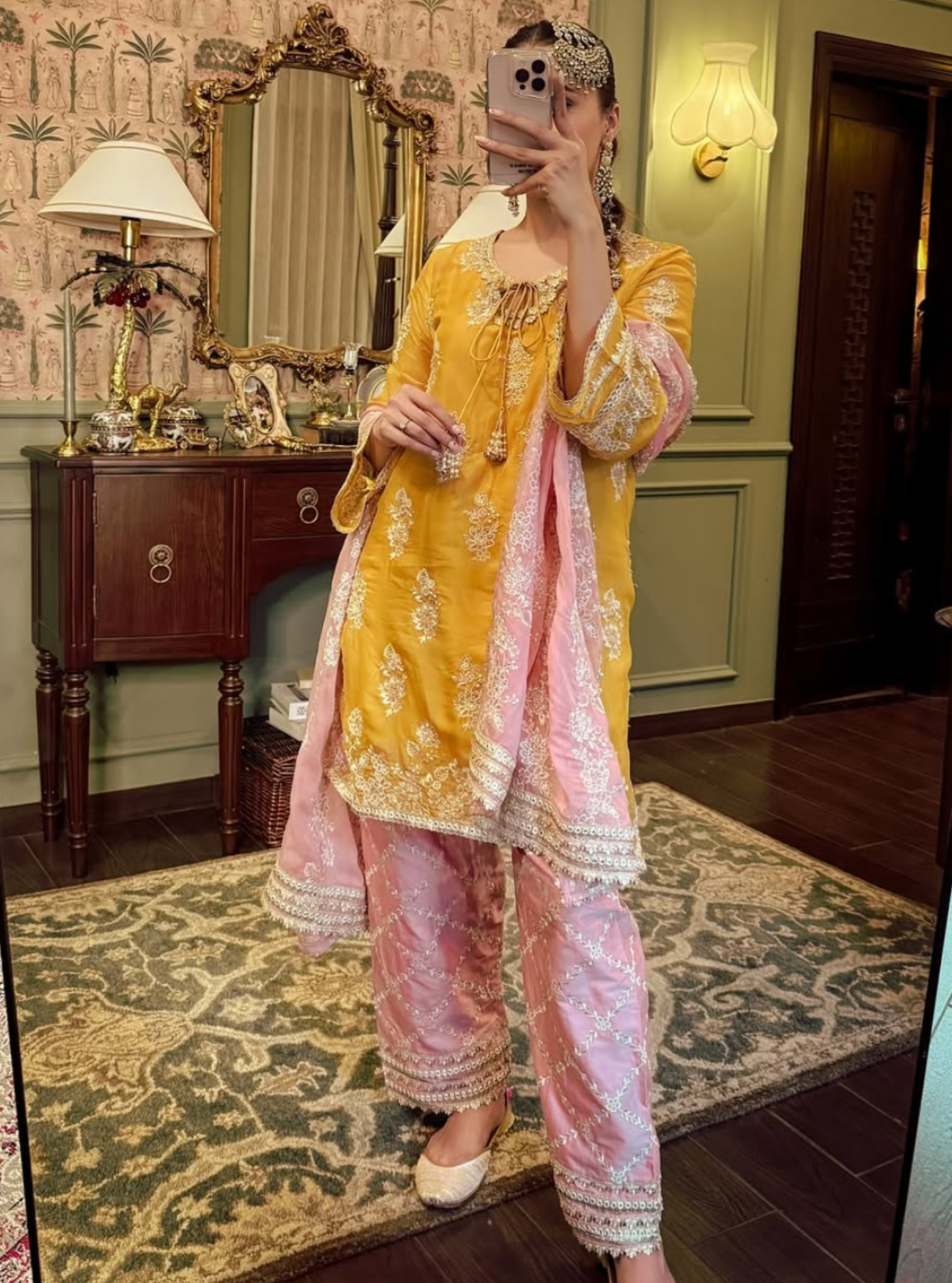 Khwab Organza Yellow Kurta Set