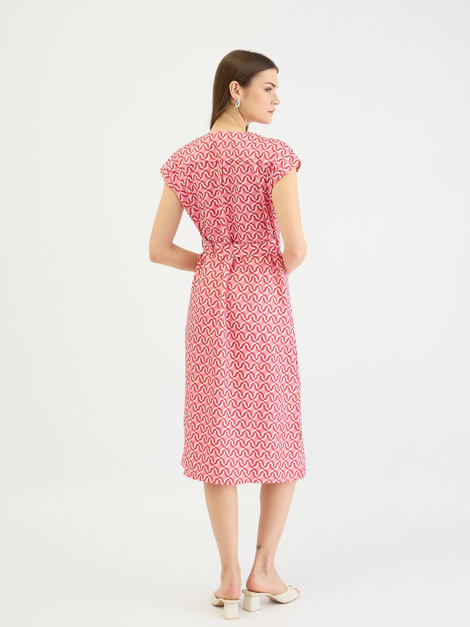 Elle Women Pink Printed Round Neck Dress