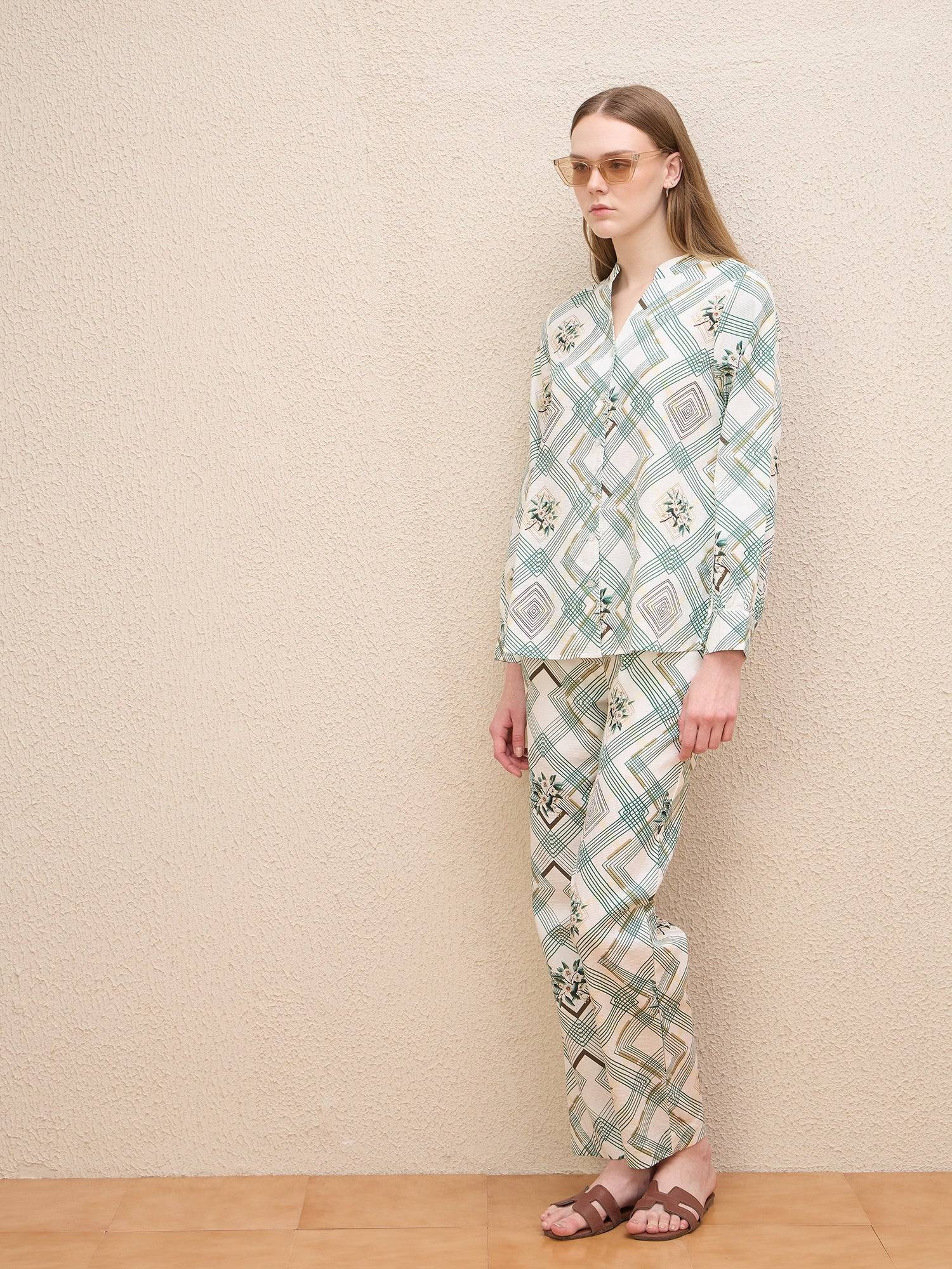 Iconic Women White Straight Fit Printed Trouser