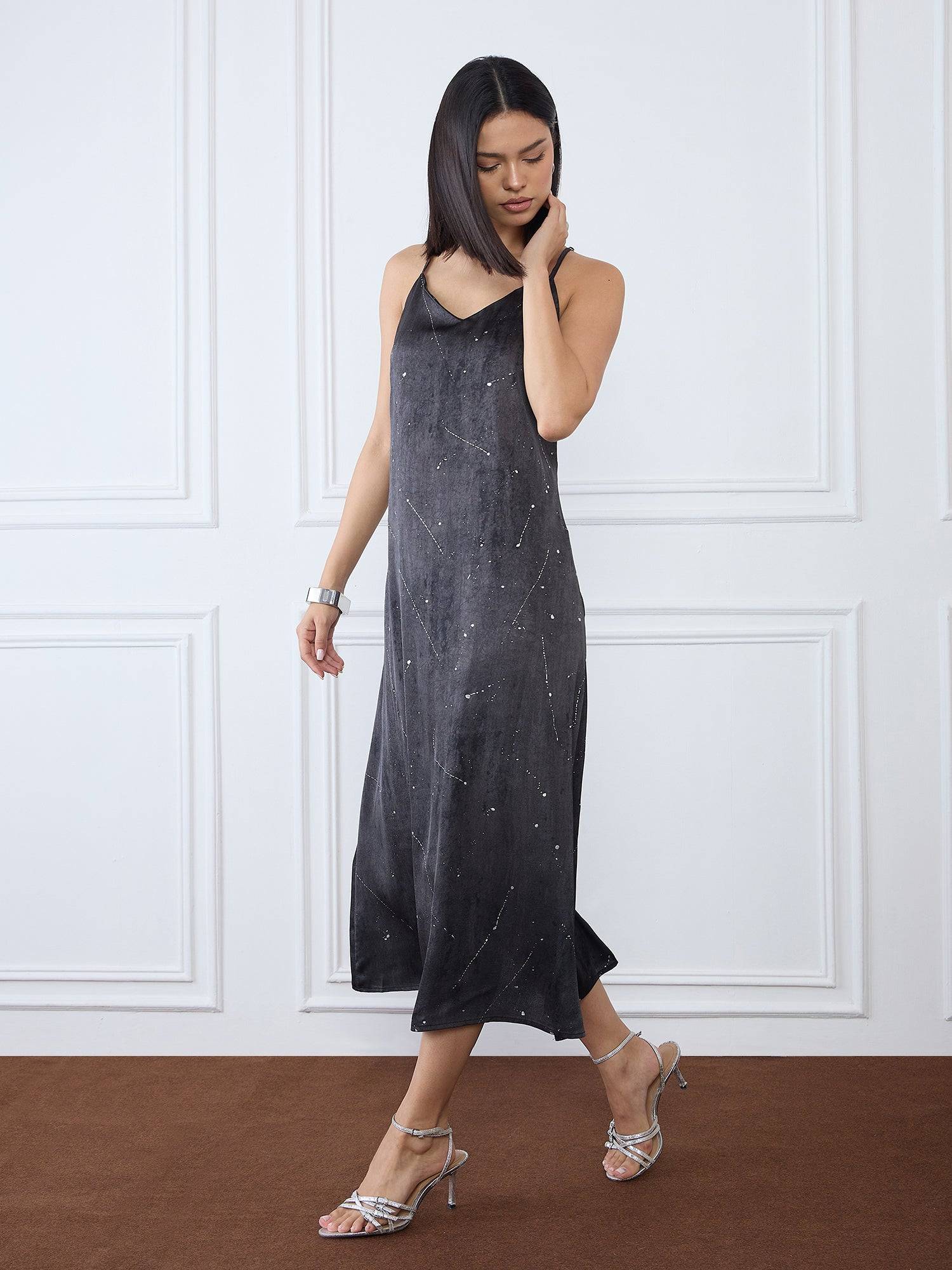 Iconic Women Black V Neck Dress