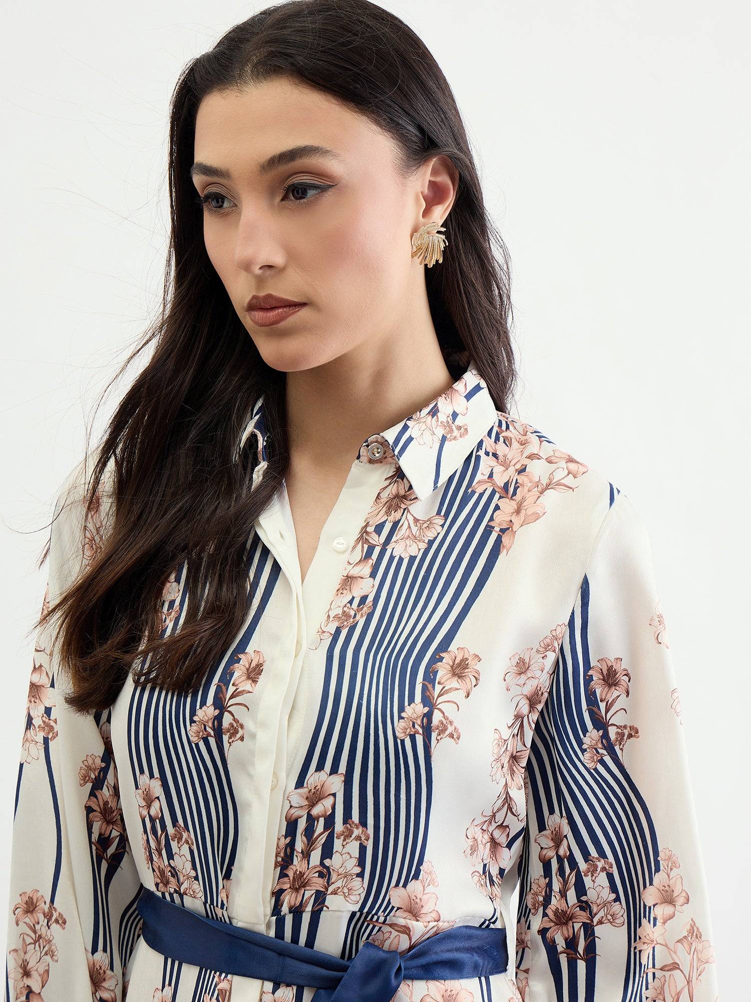 Iconic Women Cream Printed Collar Dress