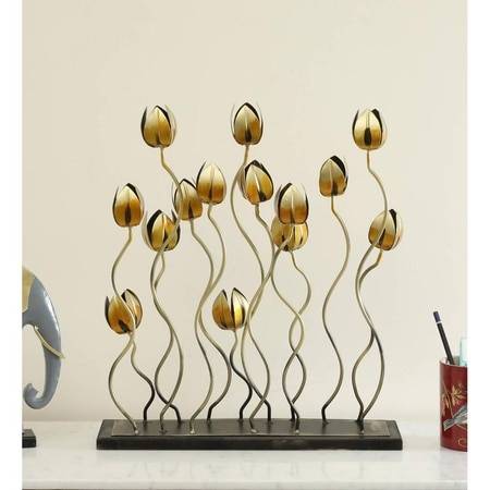 Lotus Showpiece