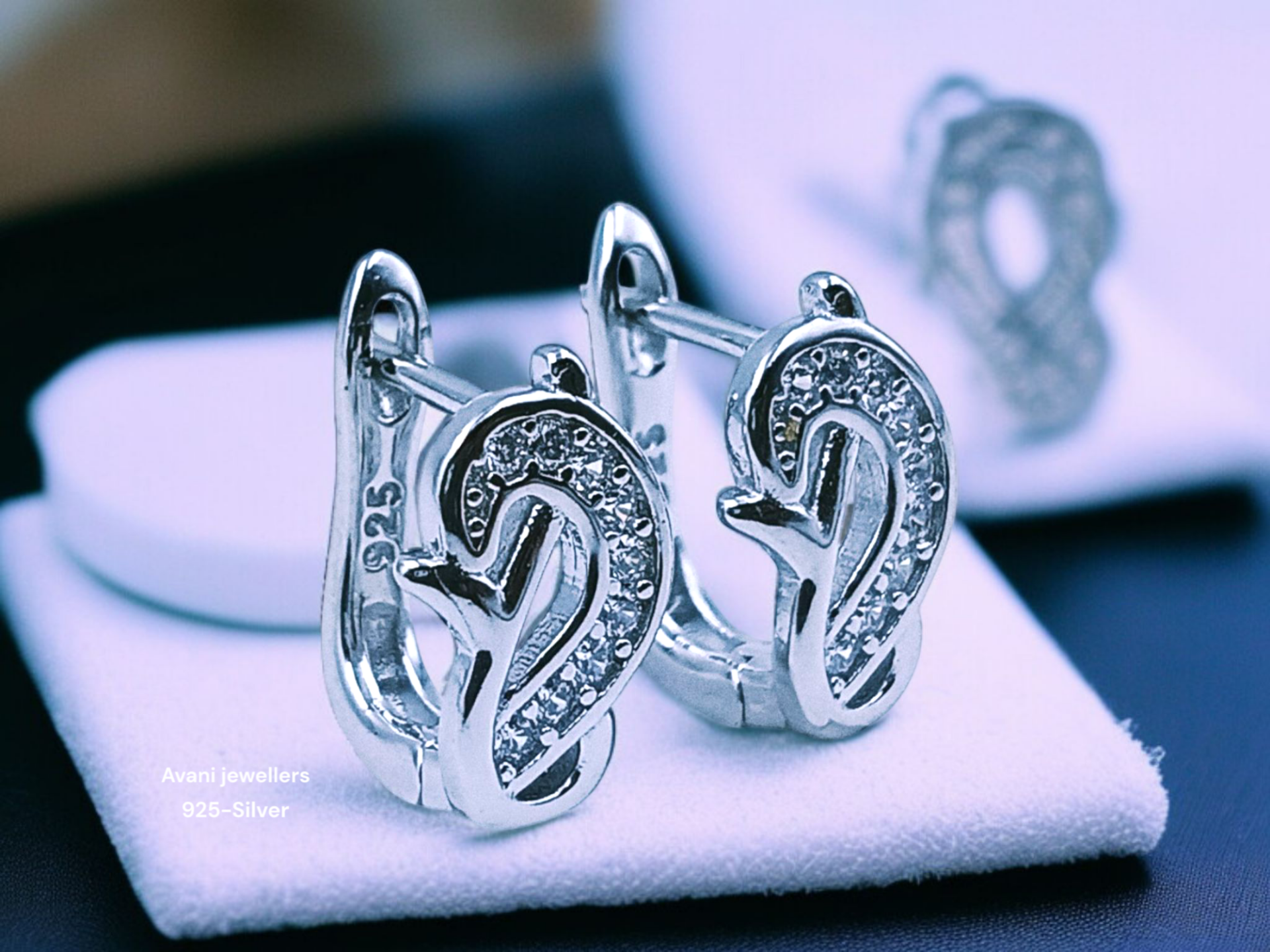 Silver Italian Fancy Earrings @ ₹1147