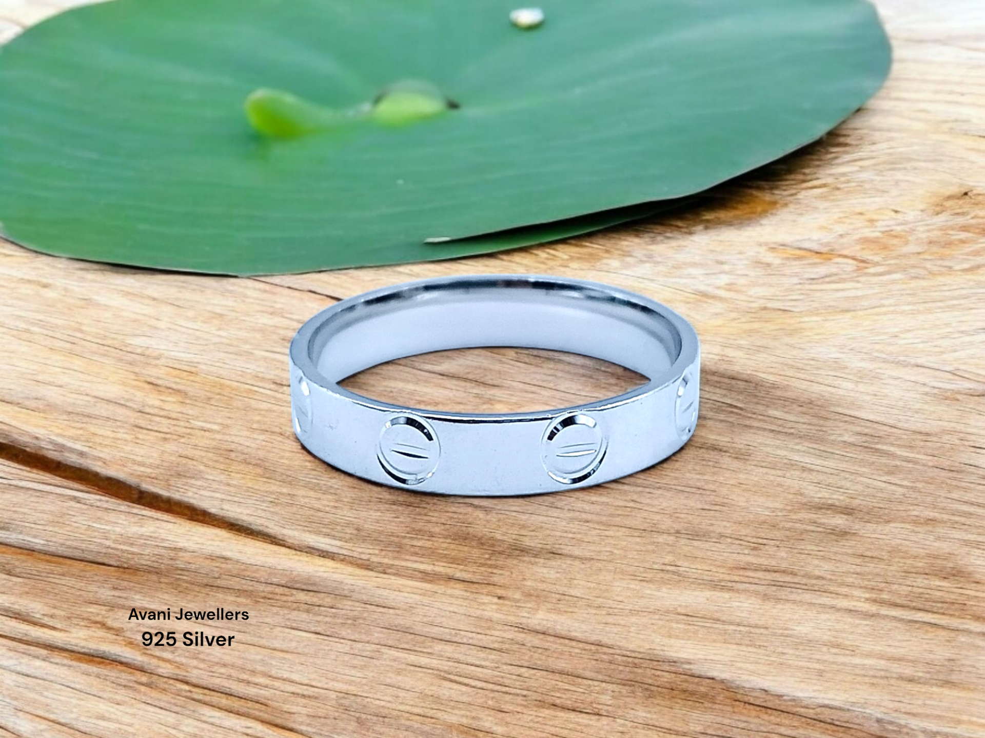 Silver Gents Bands @ ₹1512