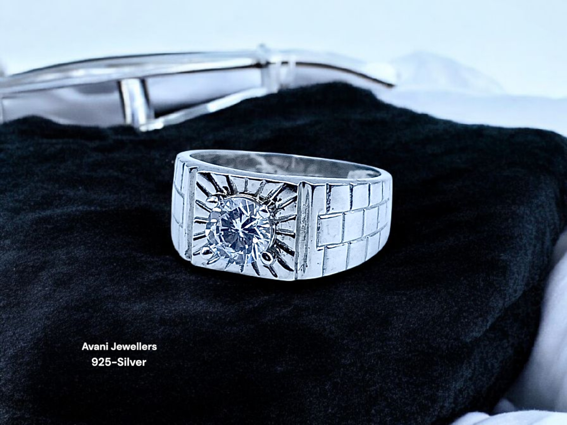 Silver Gents Fancy Rings @ ₹1737