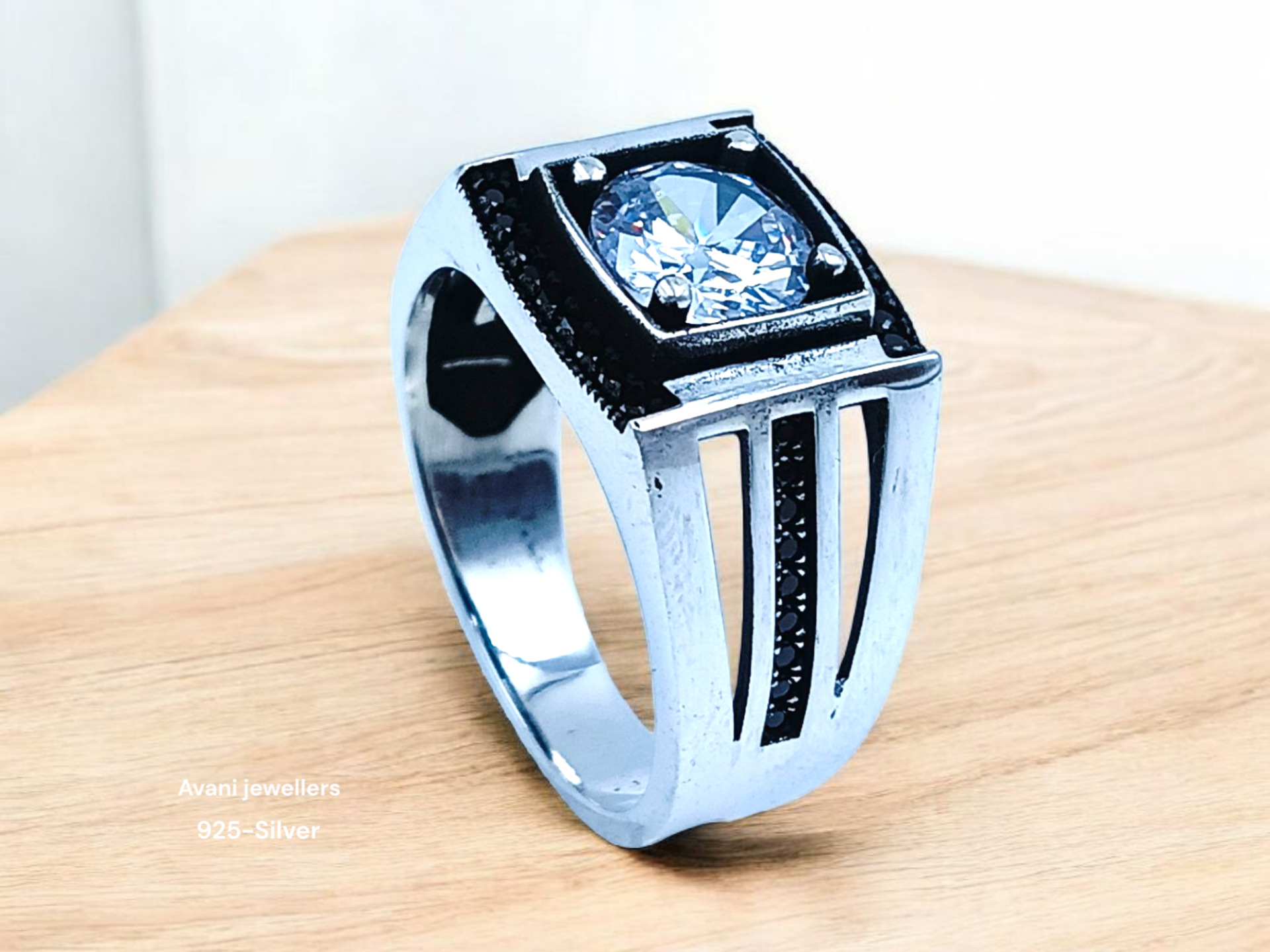 Silver Gents Fancy Rings @ ₹3744