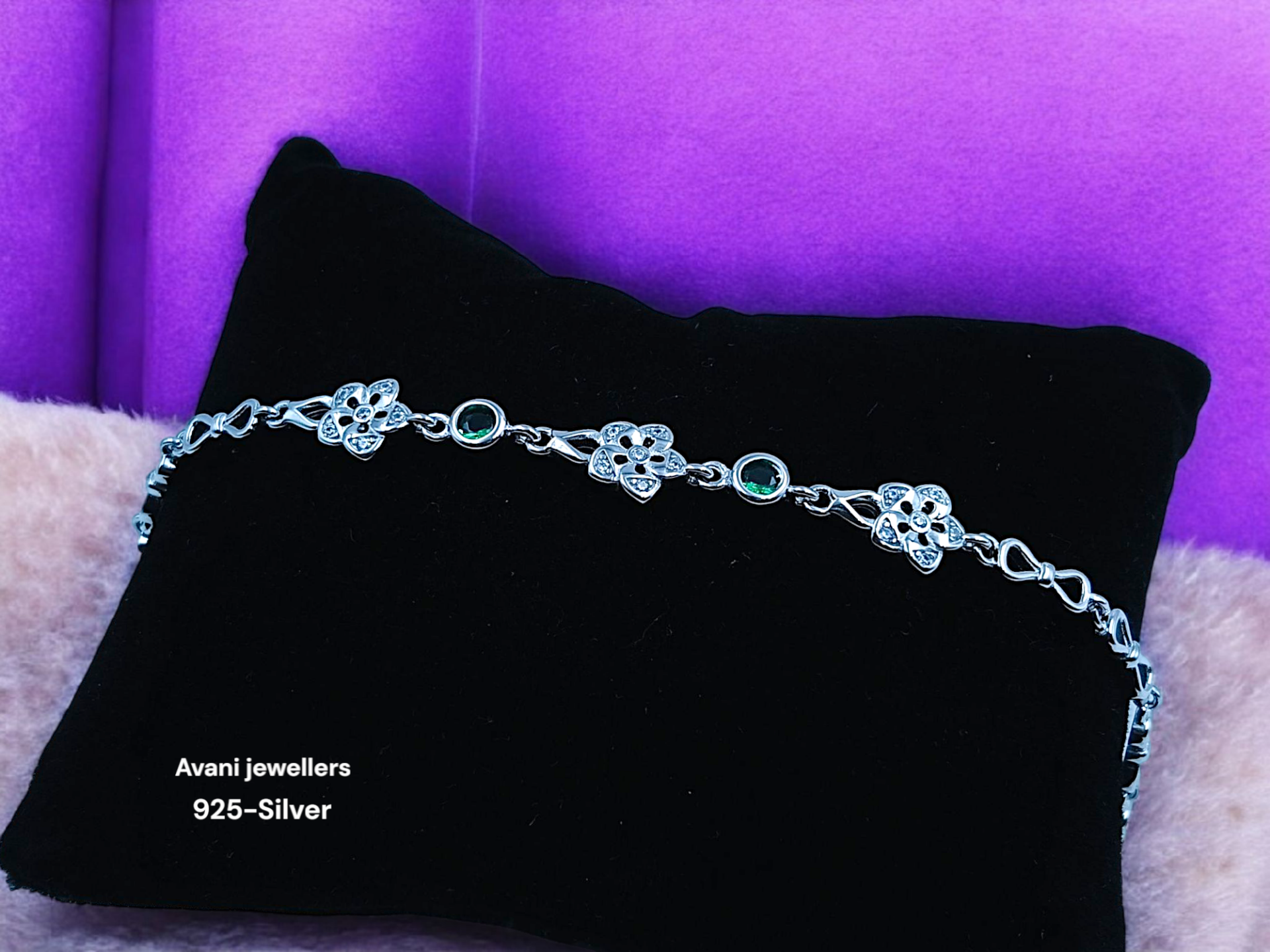 Silver Ladies Fancy Bracelet @ ₹2720