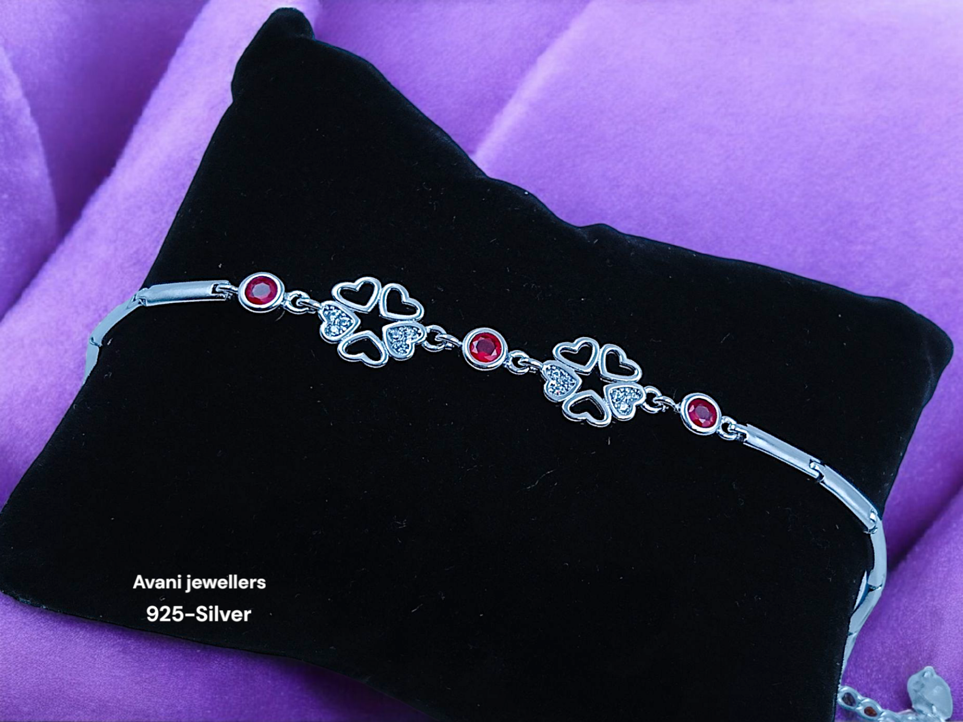 Silver Ladies Fancy Bracelet @ ₹2868