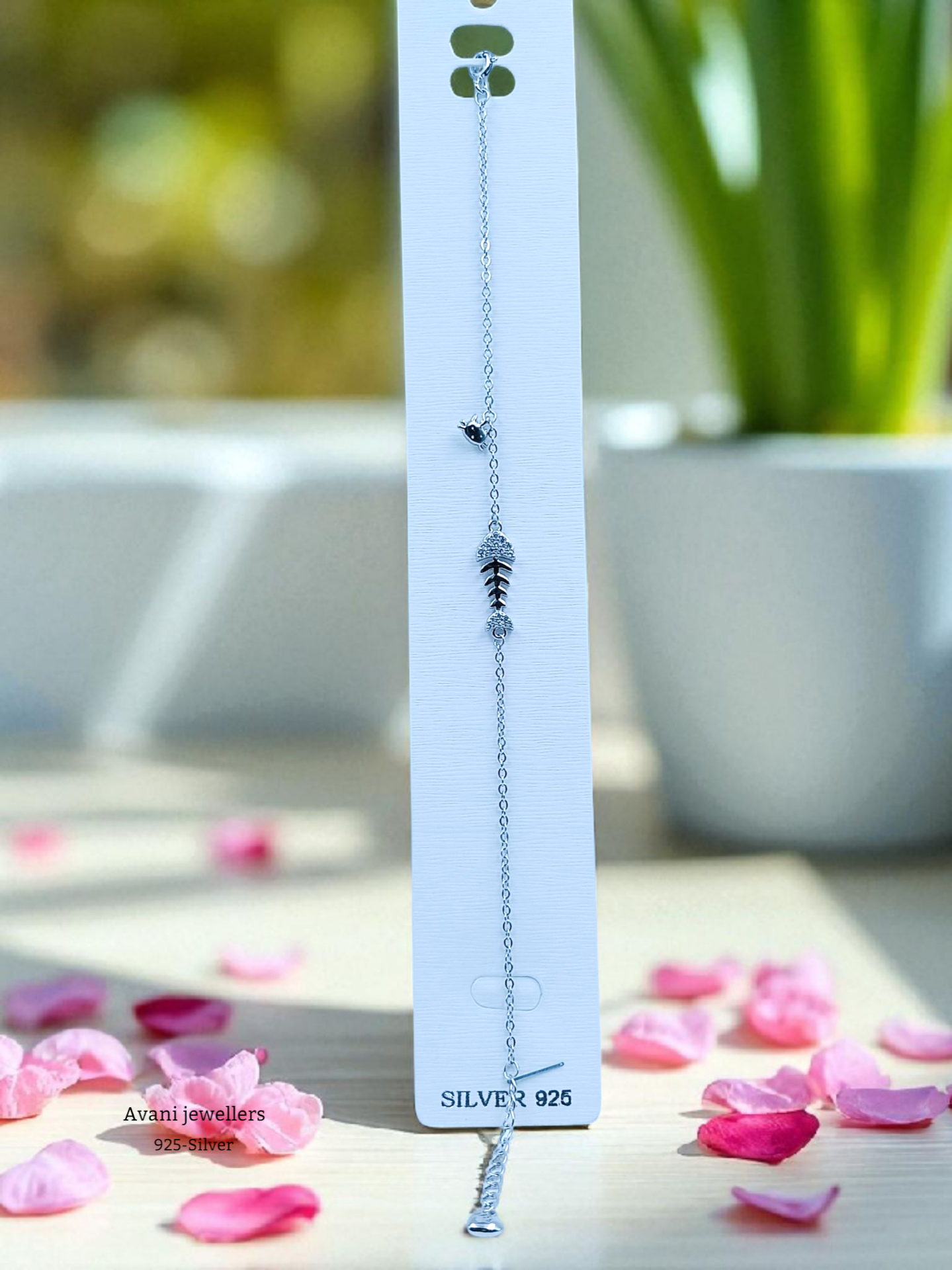 Silver Ladies Fancy Bracelet @ ₹976