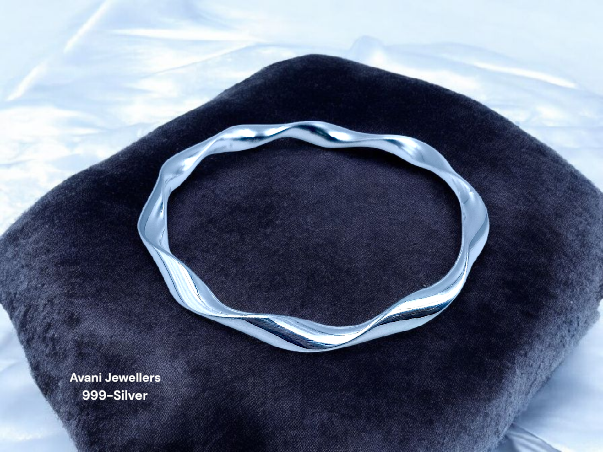 Silver Ladies Plain Kade @ ₹8956