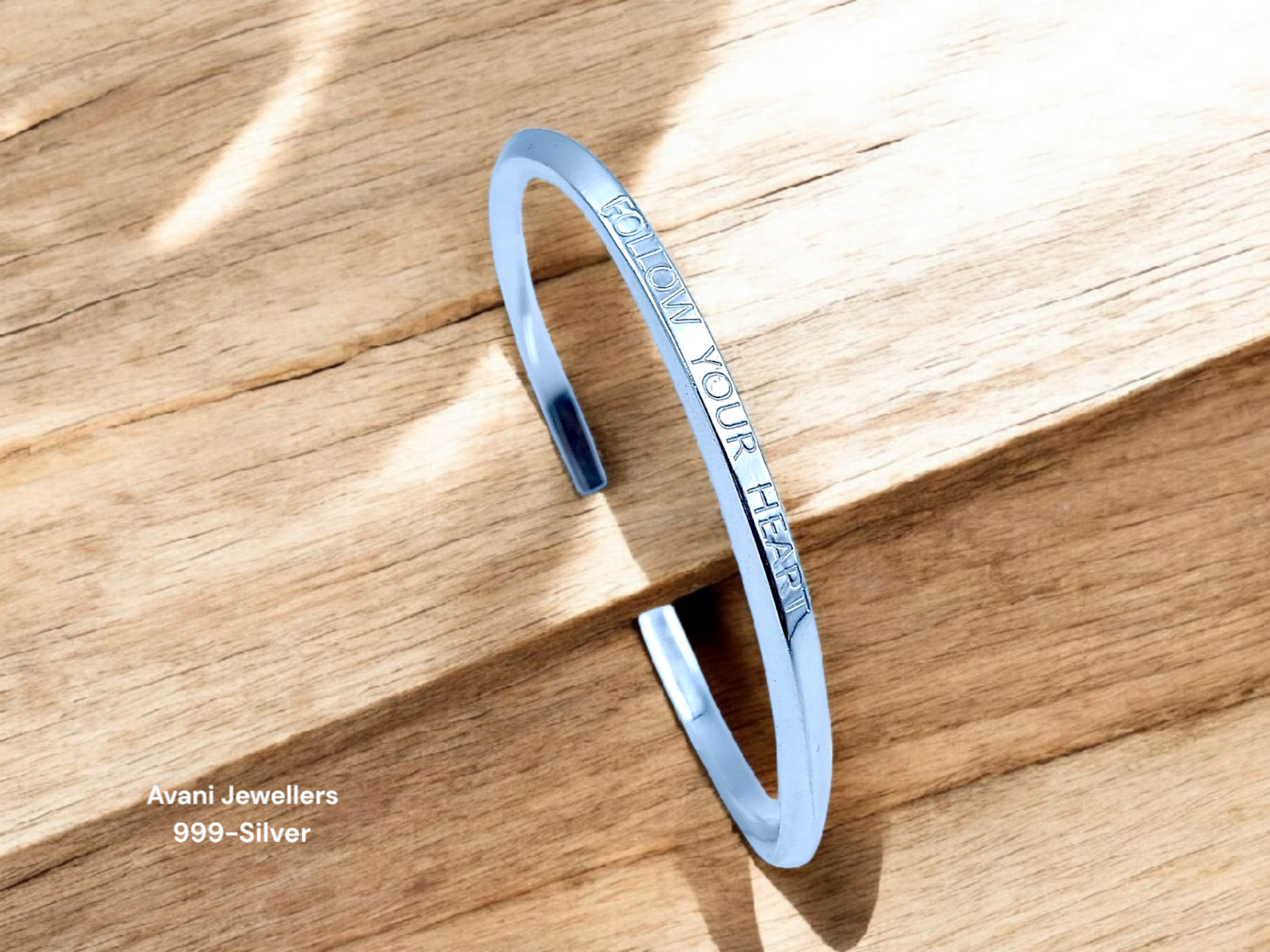 Silver Ladies Plain Kade @ ₹8600