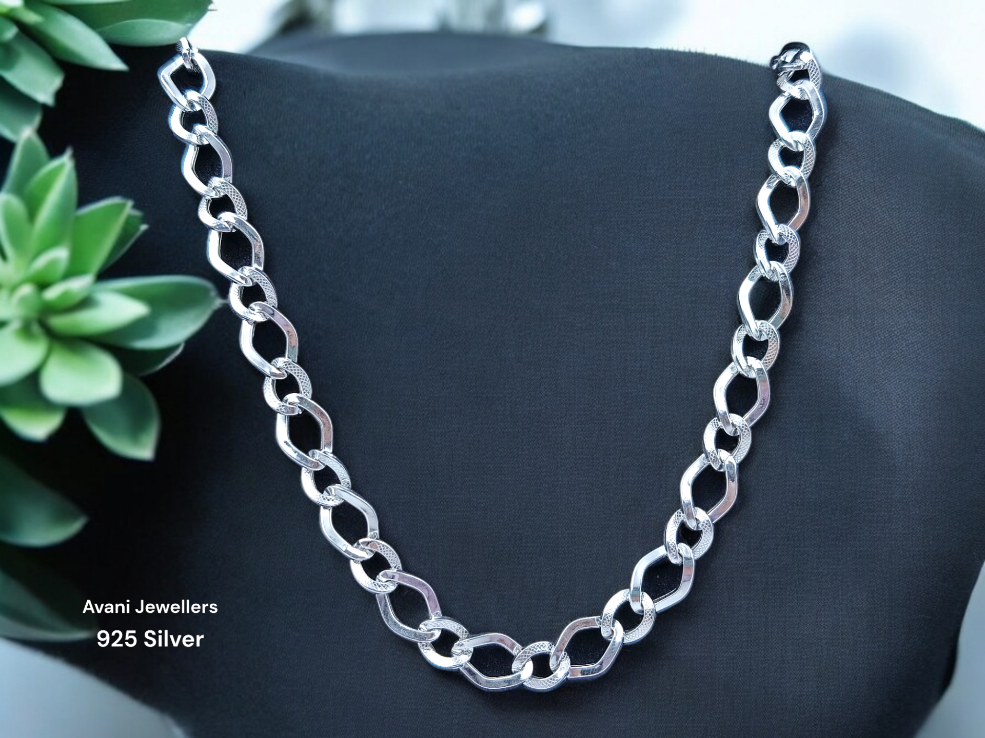 Silver Gents Chain @₹4938