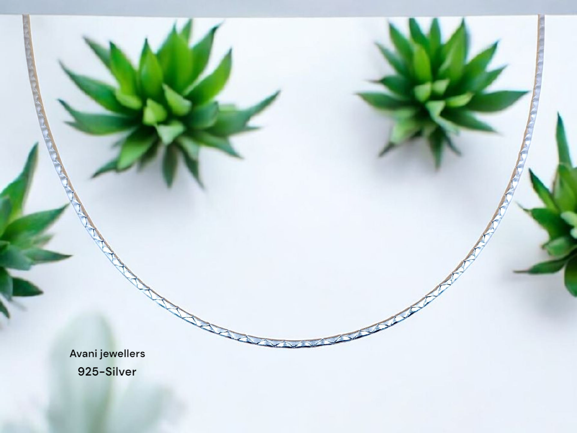 Silver Gents Chain @₹3114