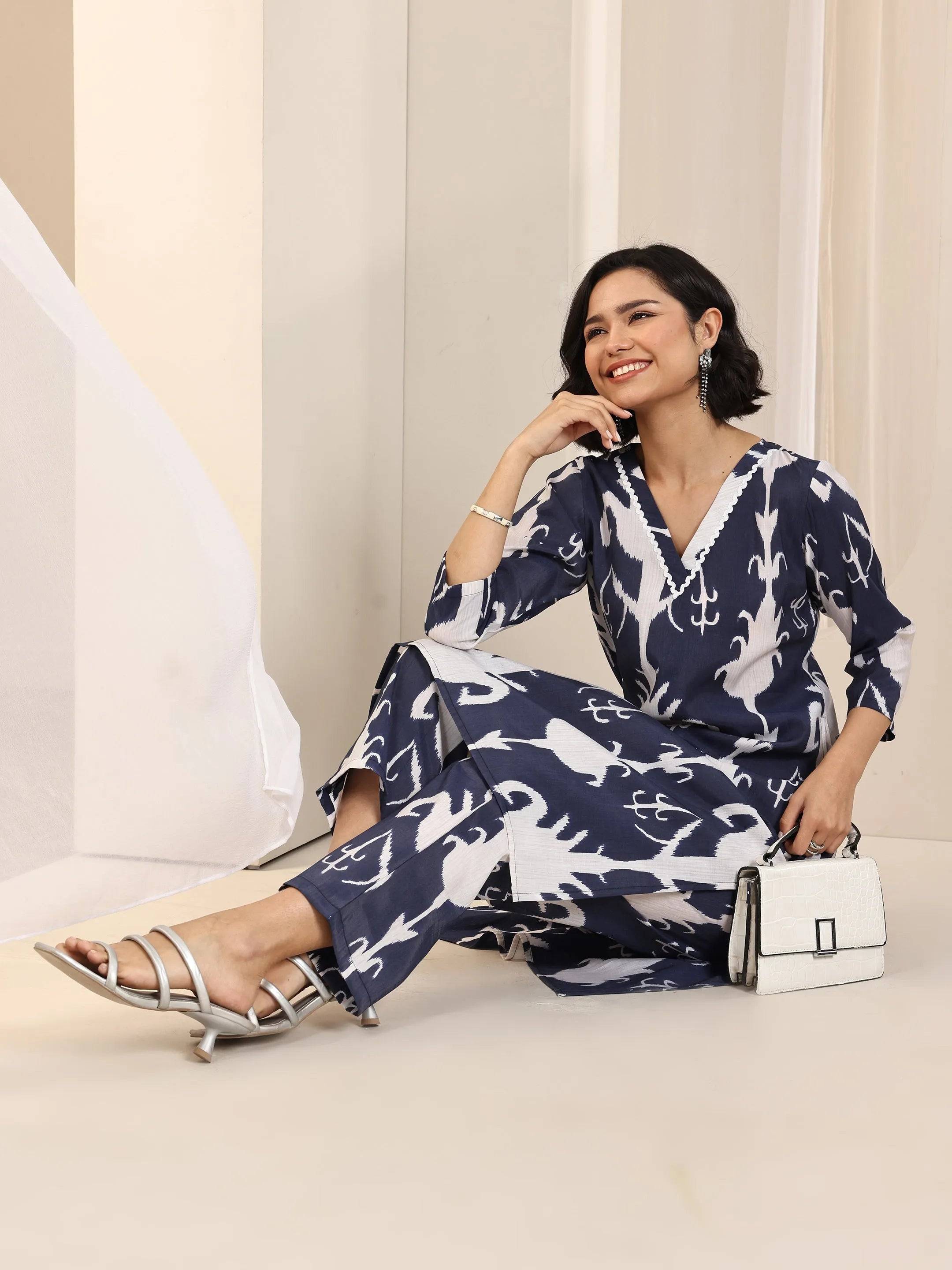 Blue Printed Silk Blend Straight Kurta Set Buy only at ₹2499