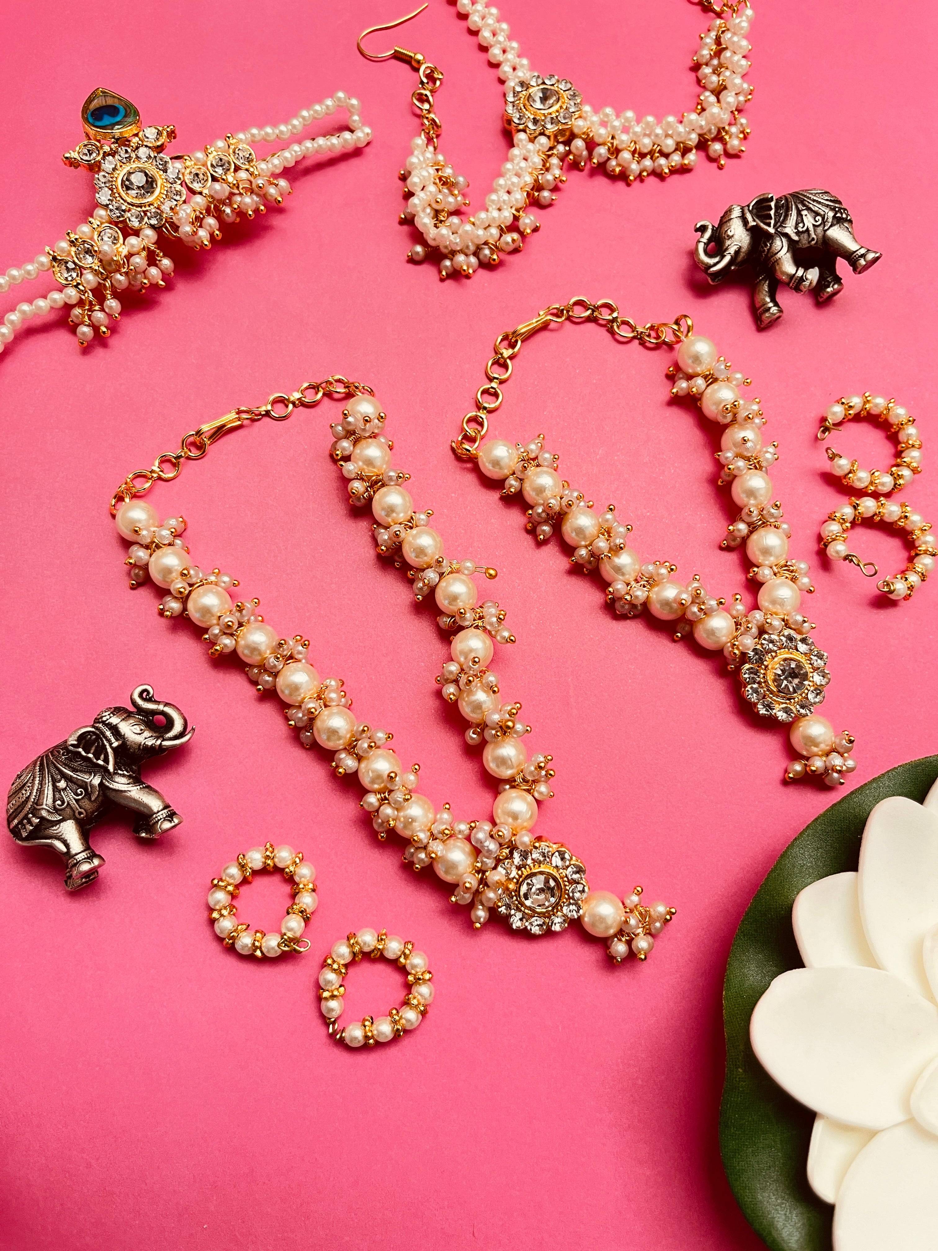 Divine mukut with haar set