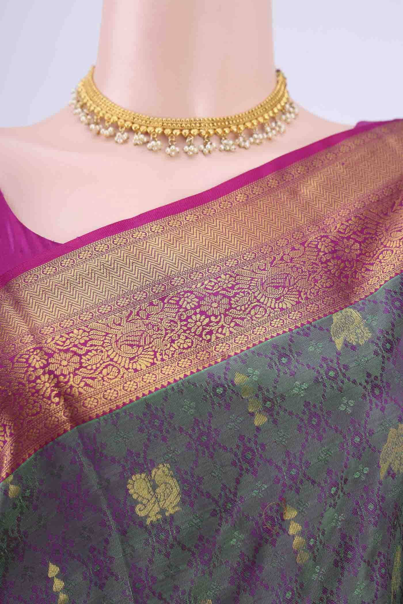 Bottle Green Nangavalli Silk [ Salem ] Saree Buy at ₹10853