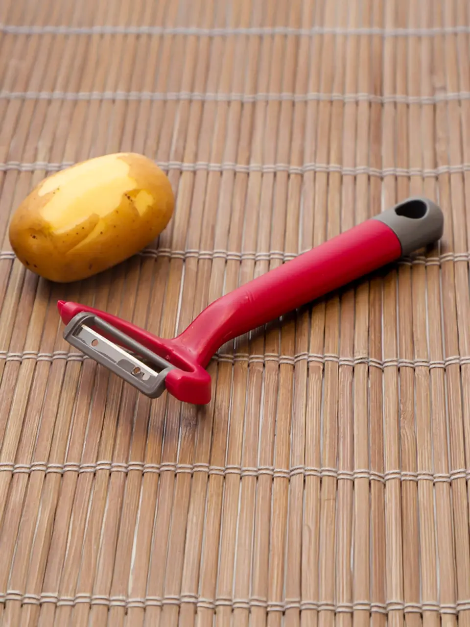 Apex Modern Swivel Blade Peeler Buy @ ₹95
