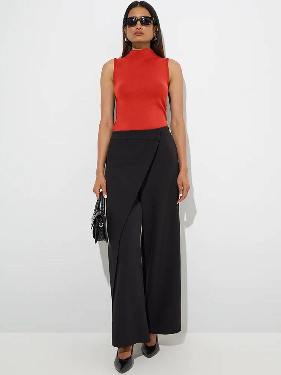Kotty Women Solid Sleeveless High Neck Top