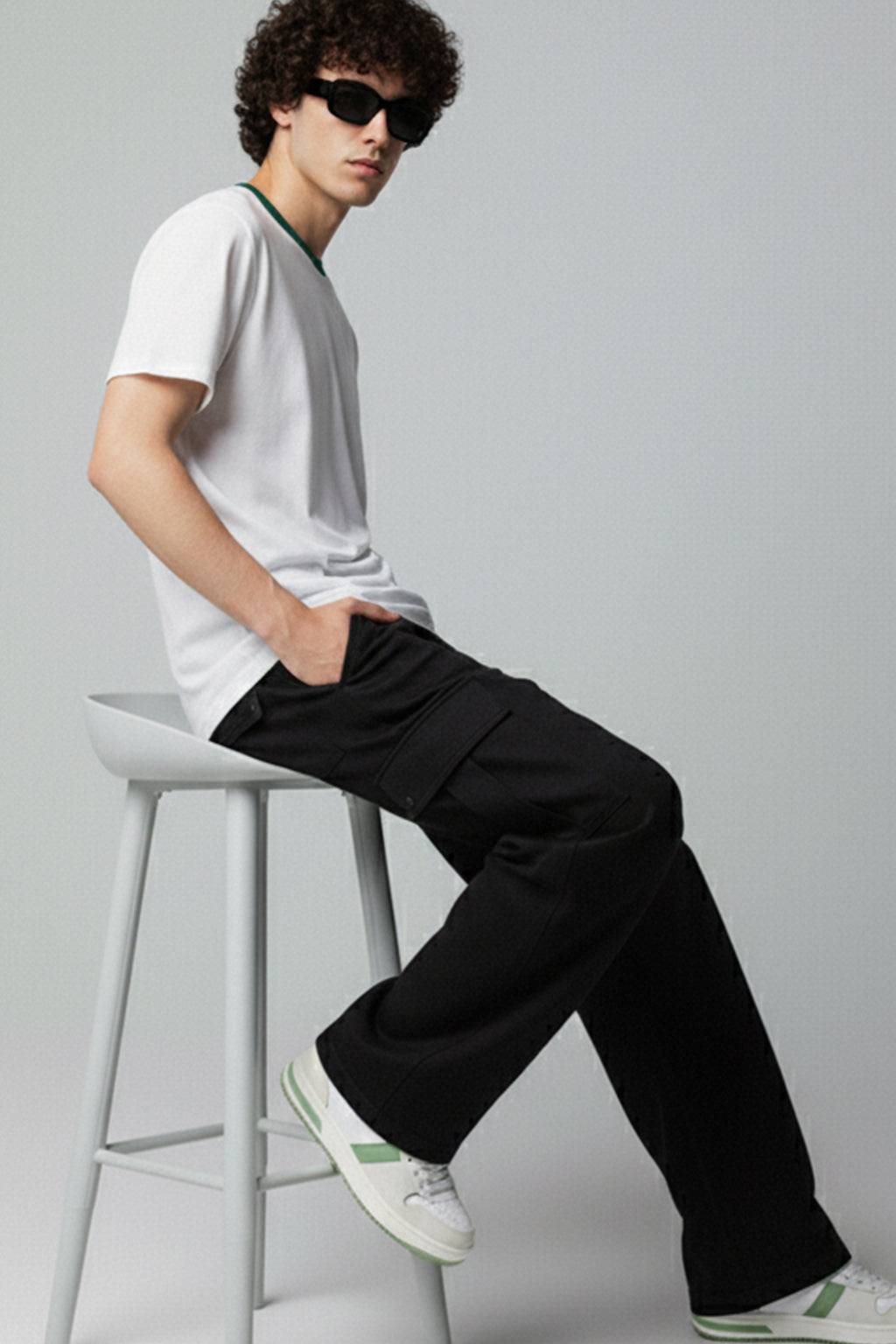 Black Woven Relaxed Fit High-Rise Exclusive  Cargo Pant