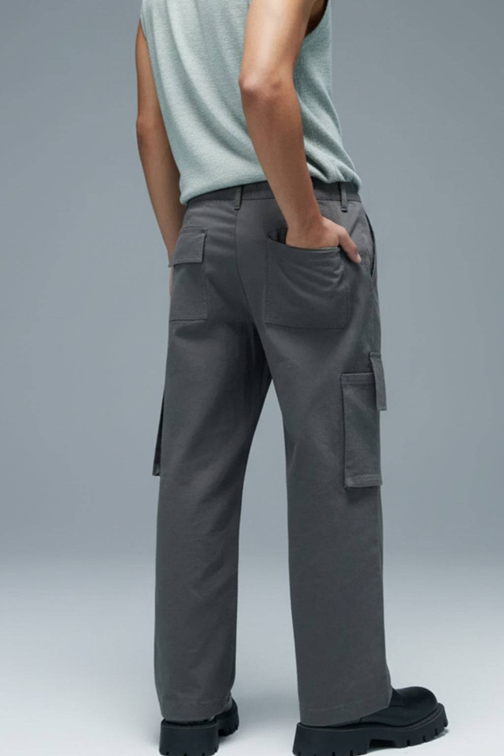 Grey Bellow Pocket Woven Exclusive Cargo Pant