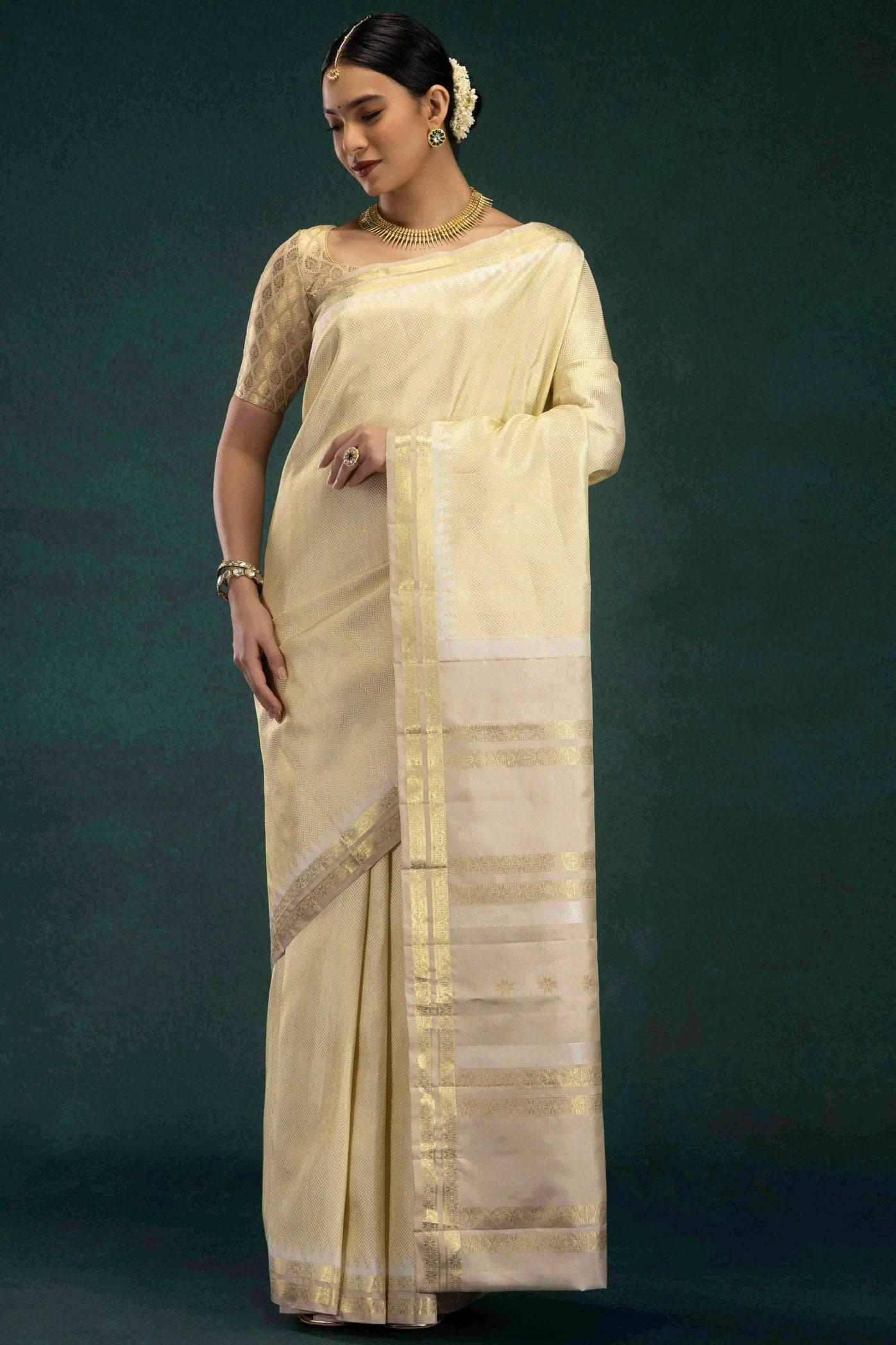 Rukmini-Off White Kanchipuram Silk Saree Buy at ₹19900