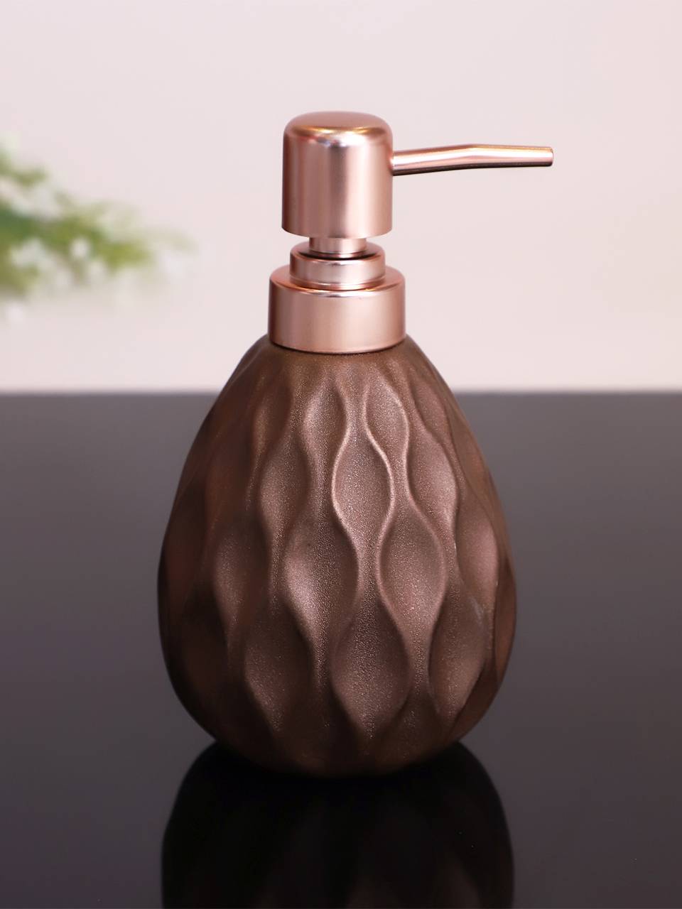 Blluex Elegant Brown Soap Dispenser Buy @ ₹448
