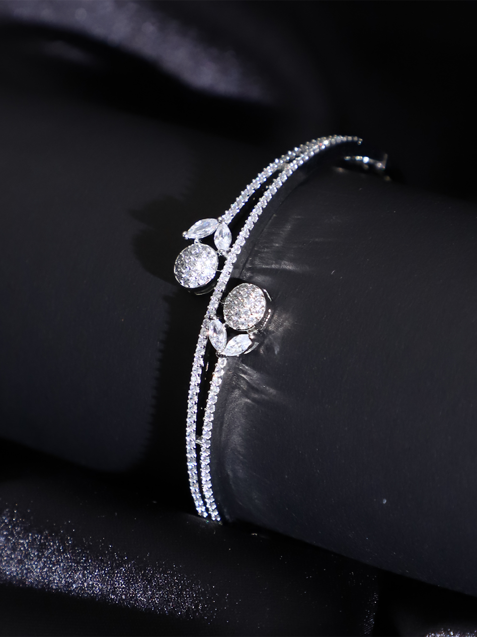 Sayda Jewels Luminous Sky Bracelet Bl-Jb-02 Buy at ₹875