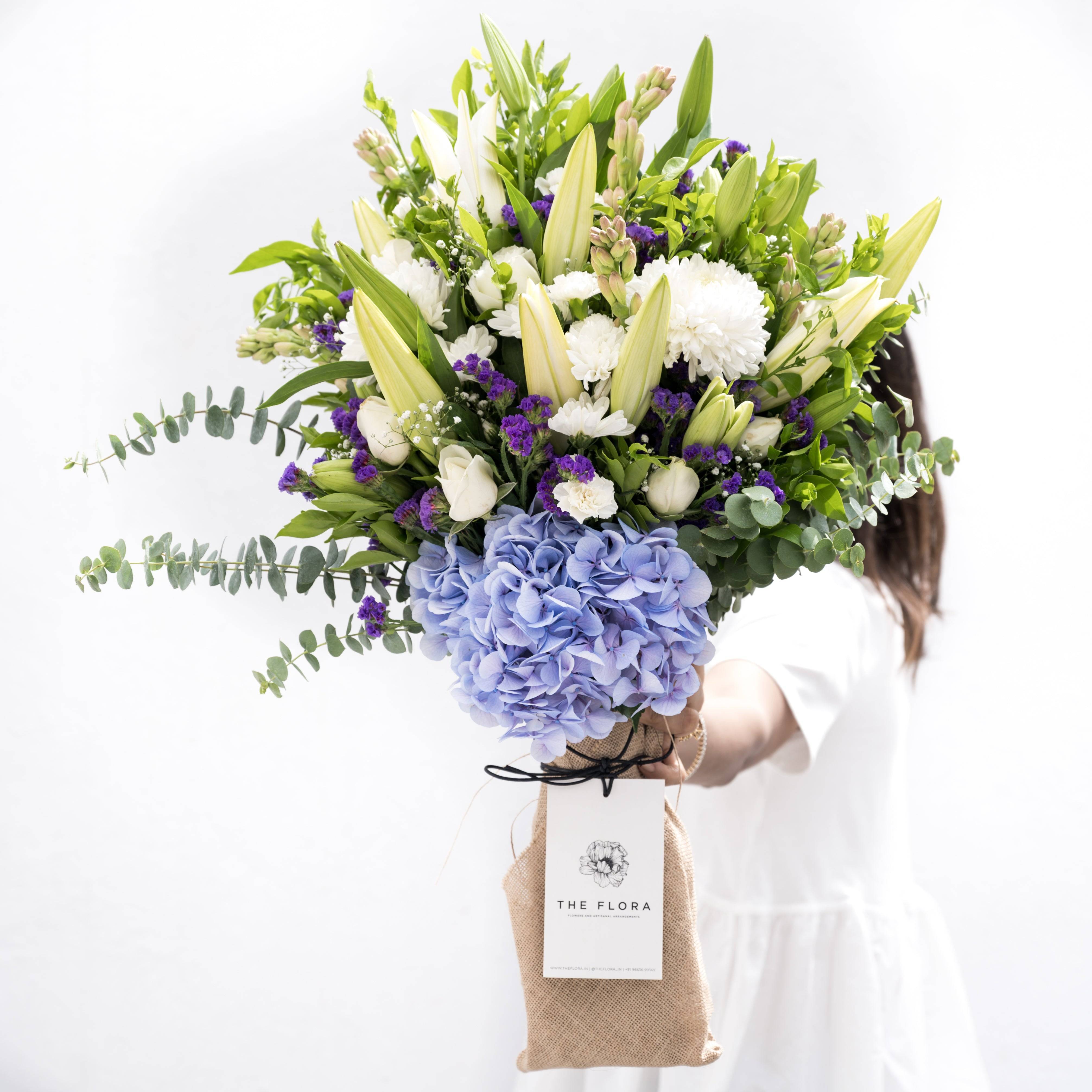 Blue Gardenia Buy at ₹2950