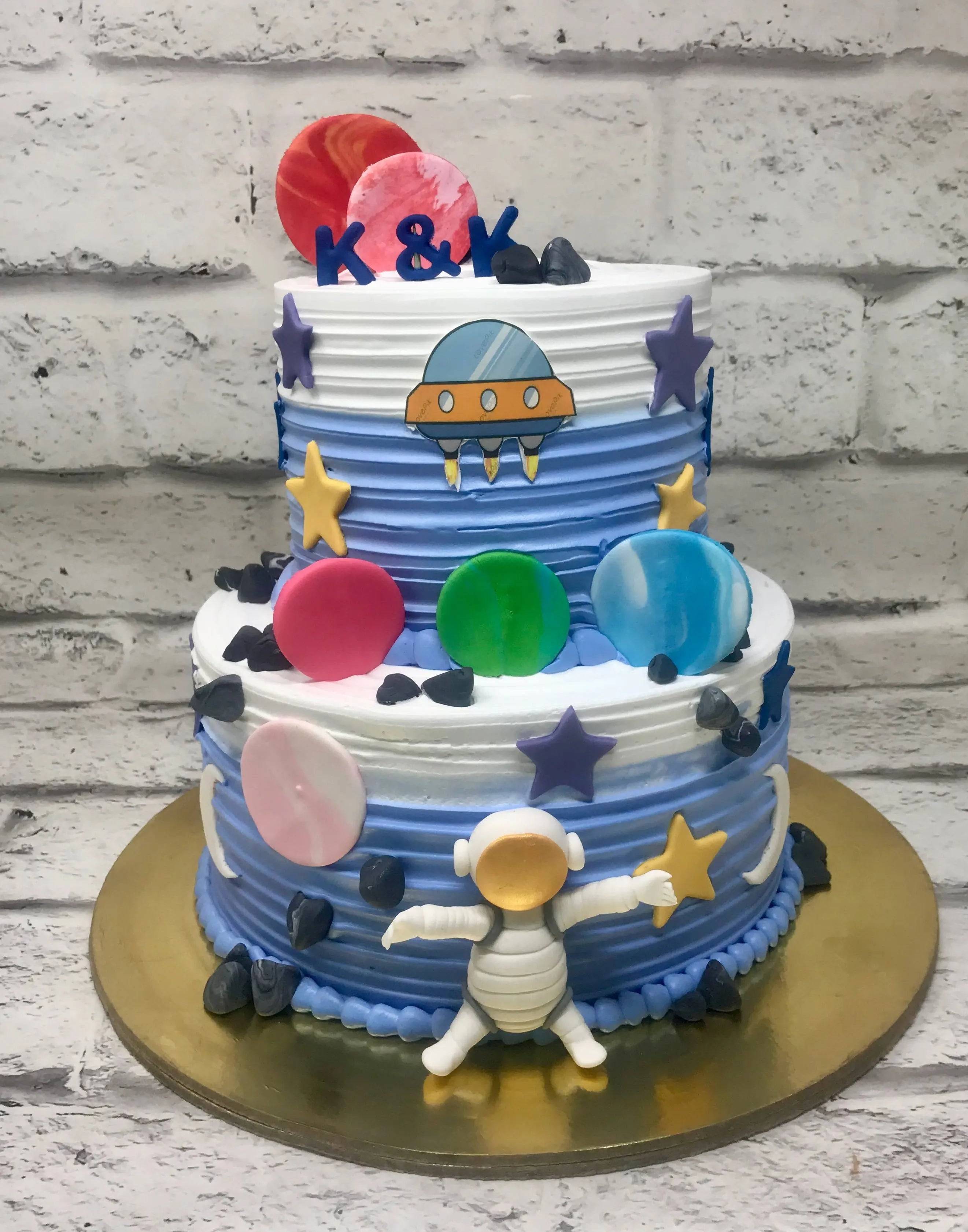 Space Planet Cake