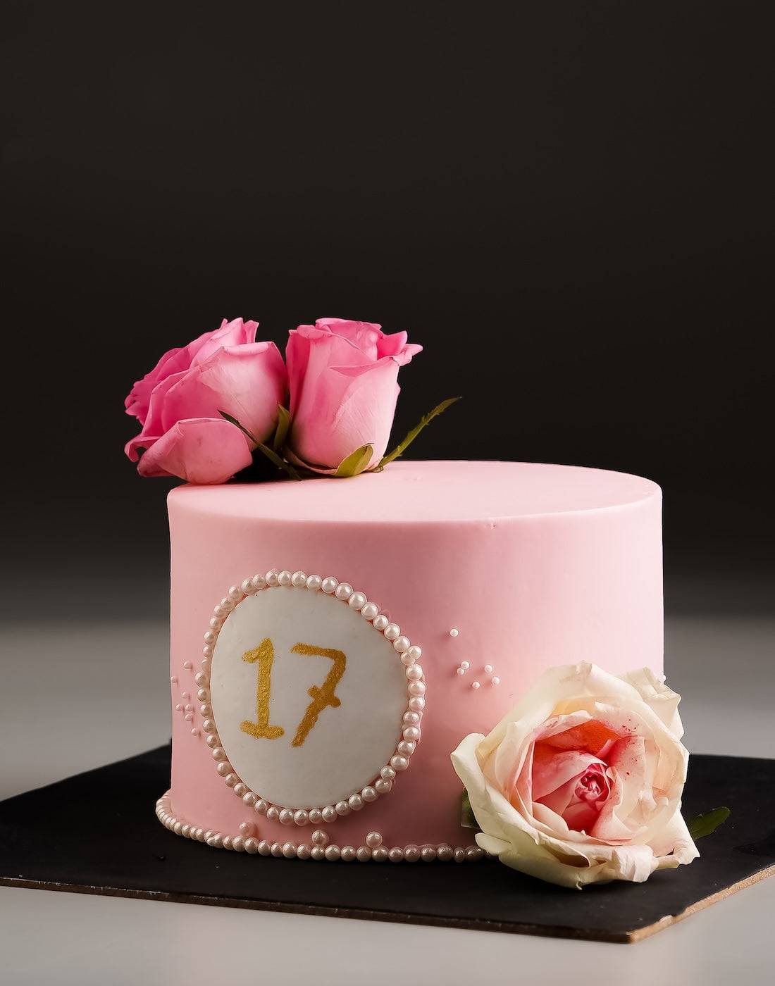 Anniversary Customised Cakes