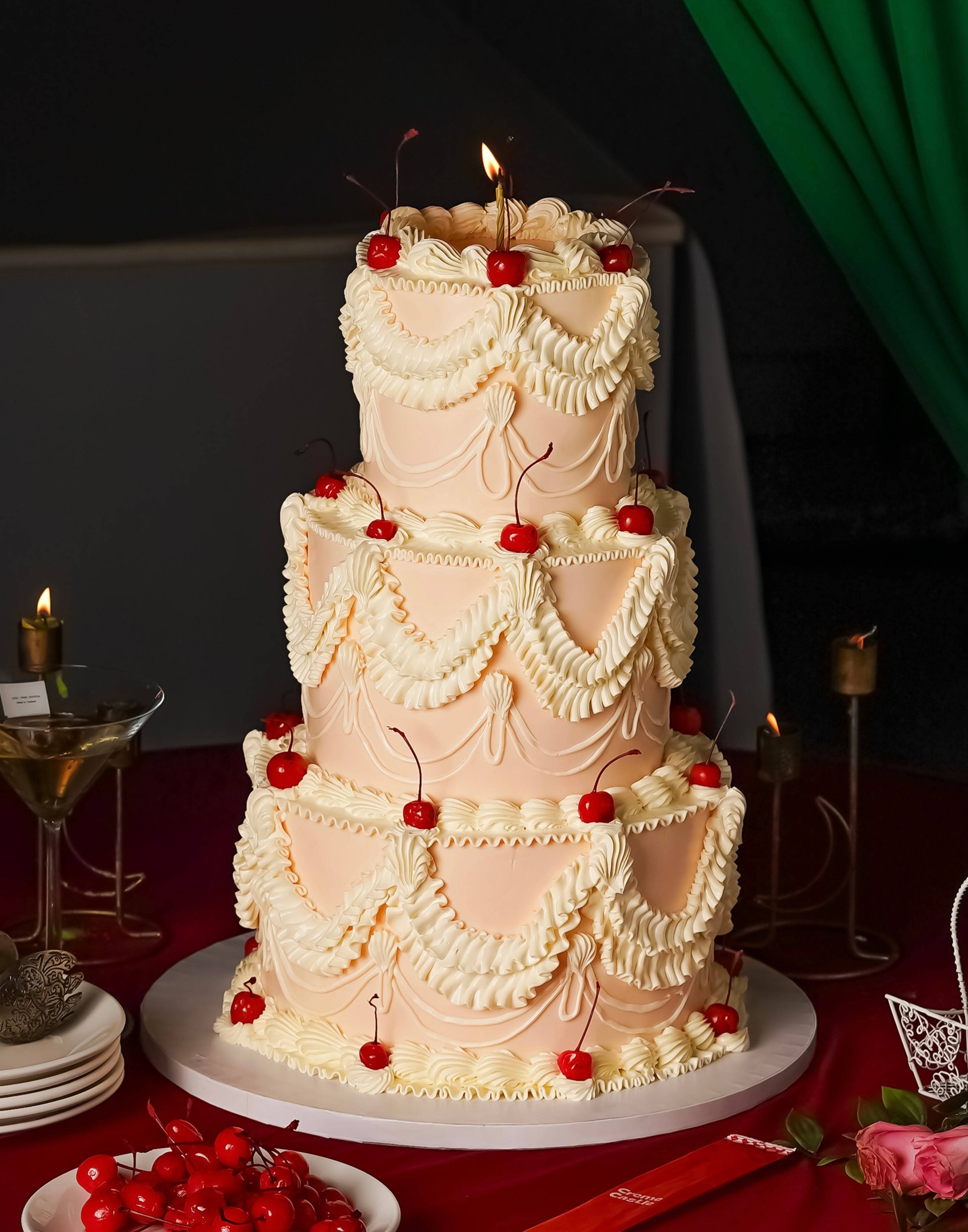 Aesthetic 3 Tier Wedding Cake