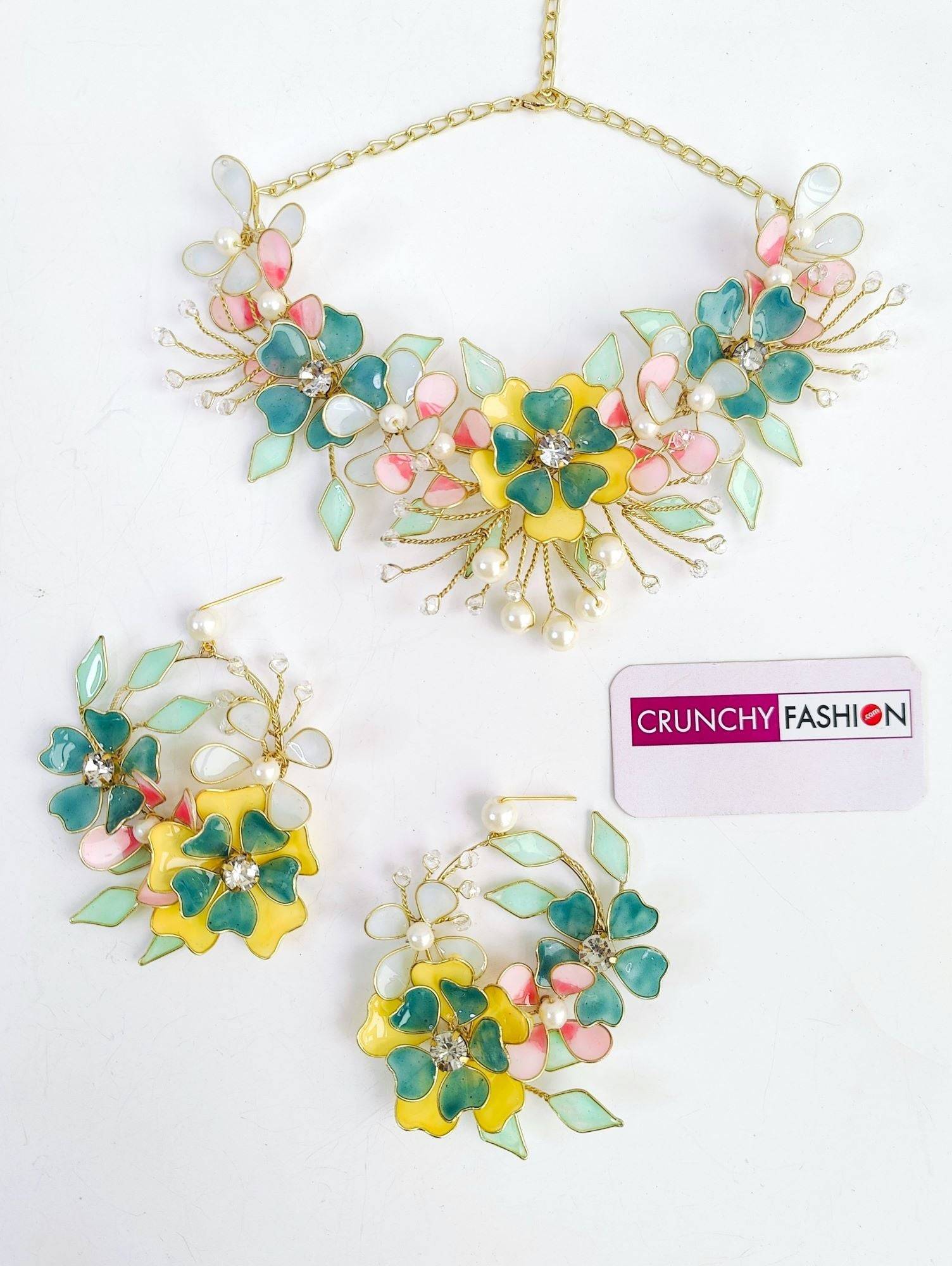 Flora Floral Resin Jewelry Set in Yellow-Green