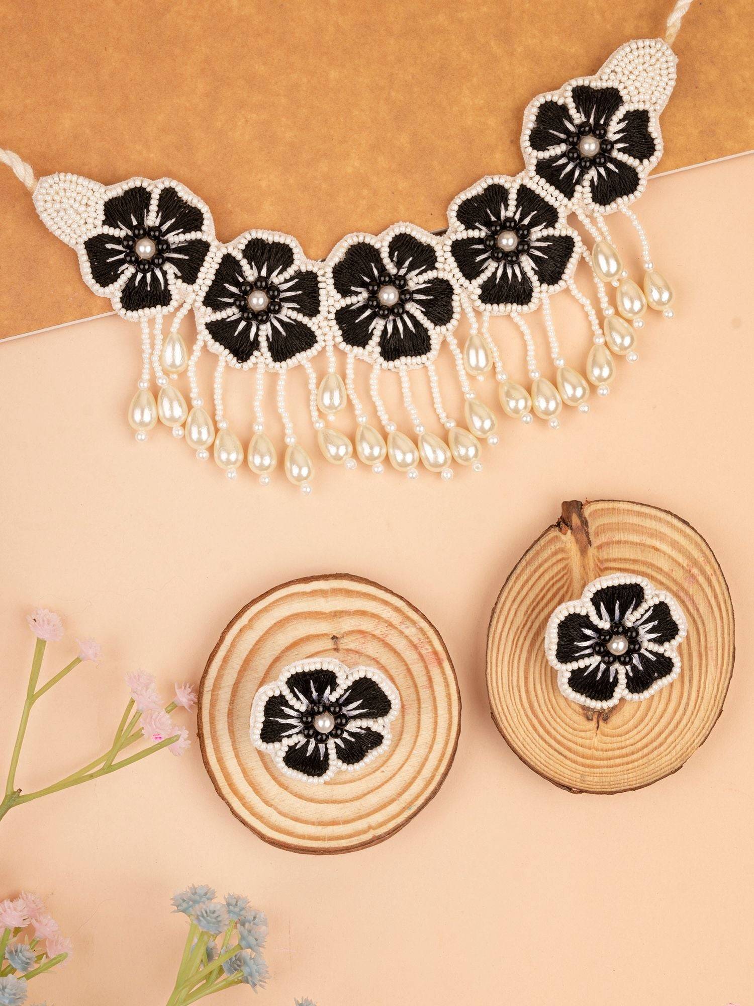 Monochrome Bloom: Handcrafted Floral Choker Necklace Set in Black & White