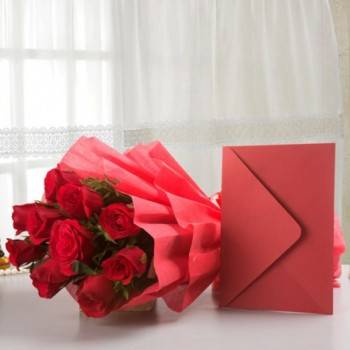 Red Roses and Greeting Card Buy at ₹699
