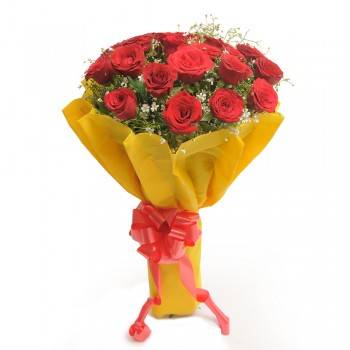 15 Red Roses Bunch Buy at ₹799