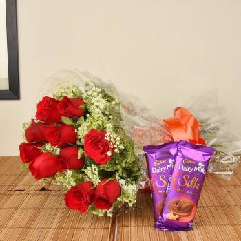 Red Roses n Silk Buy at ₹990
