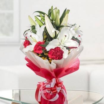 Lilies n Carnations Buy at ₹895