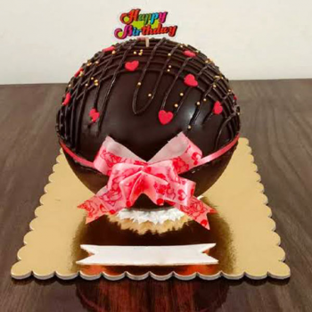 Pinata Chocolate Cake Buy only at ₹1449