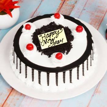 New Year Black Forest Cake Buy only at ₹599