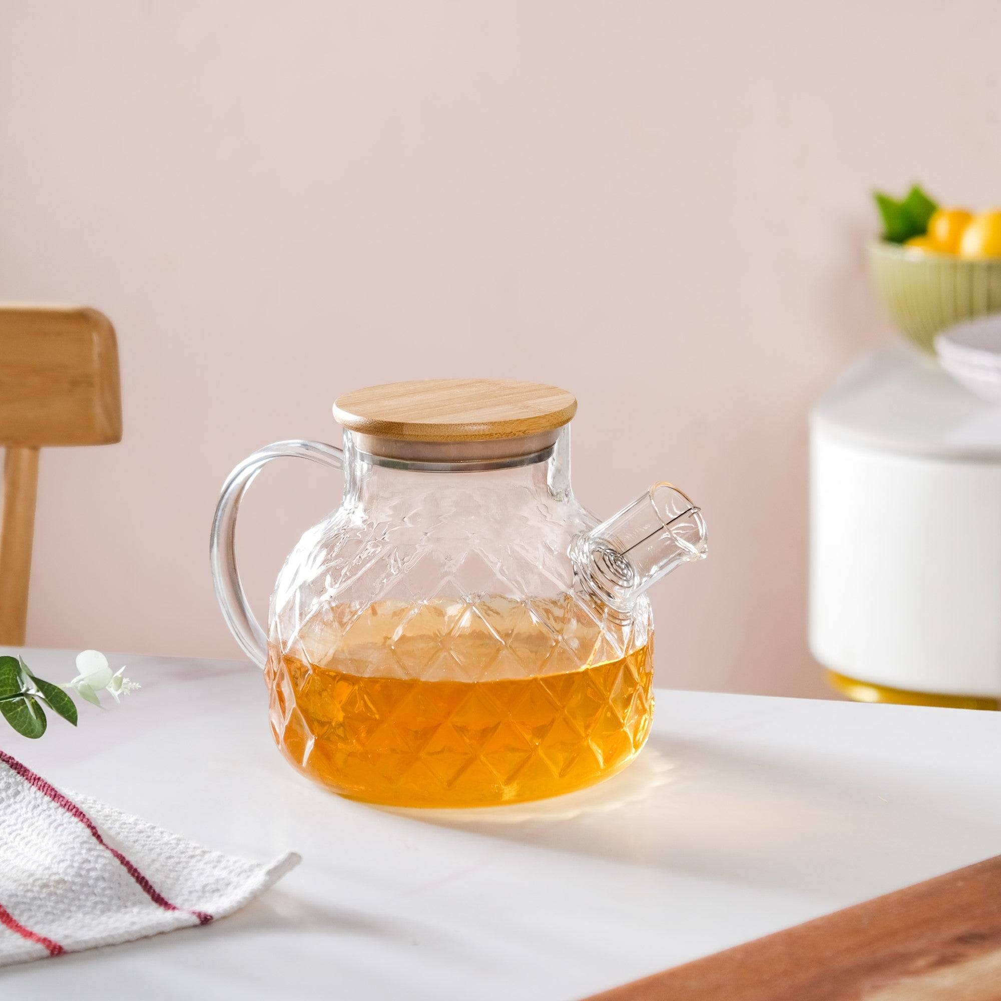 Clear Luxe Diamond Borosilicate Glass Jug 1000ml buy only at ₹595