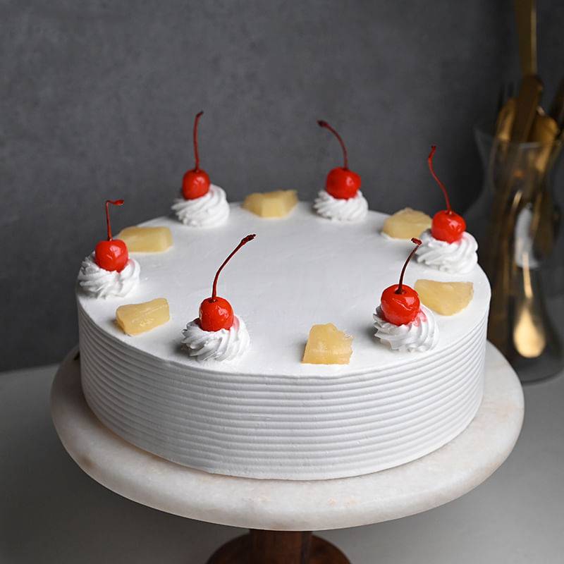 Tropical Pineapple Bliss Cake