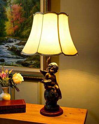 Adorable Angel Cherub Table Lamp