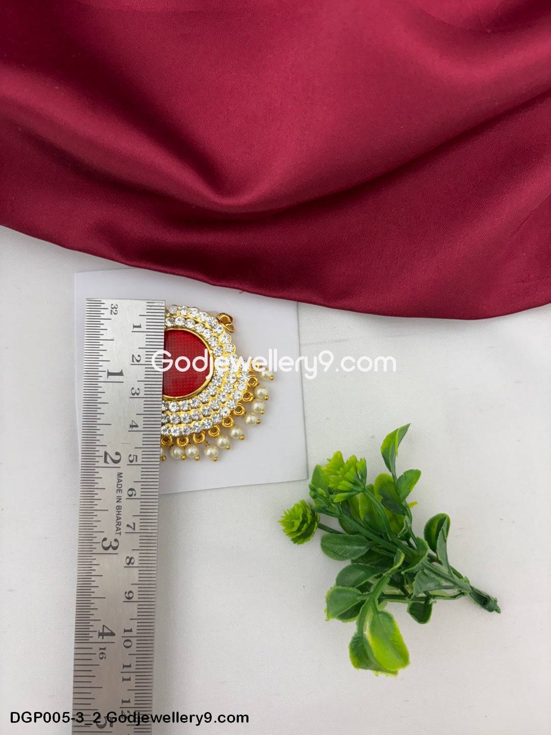 Deity Dollar Pendant God Jewelley Marron For All Gods And Goddesses