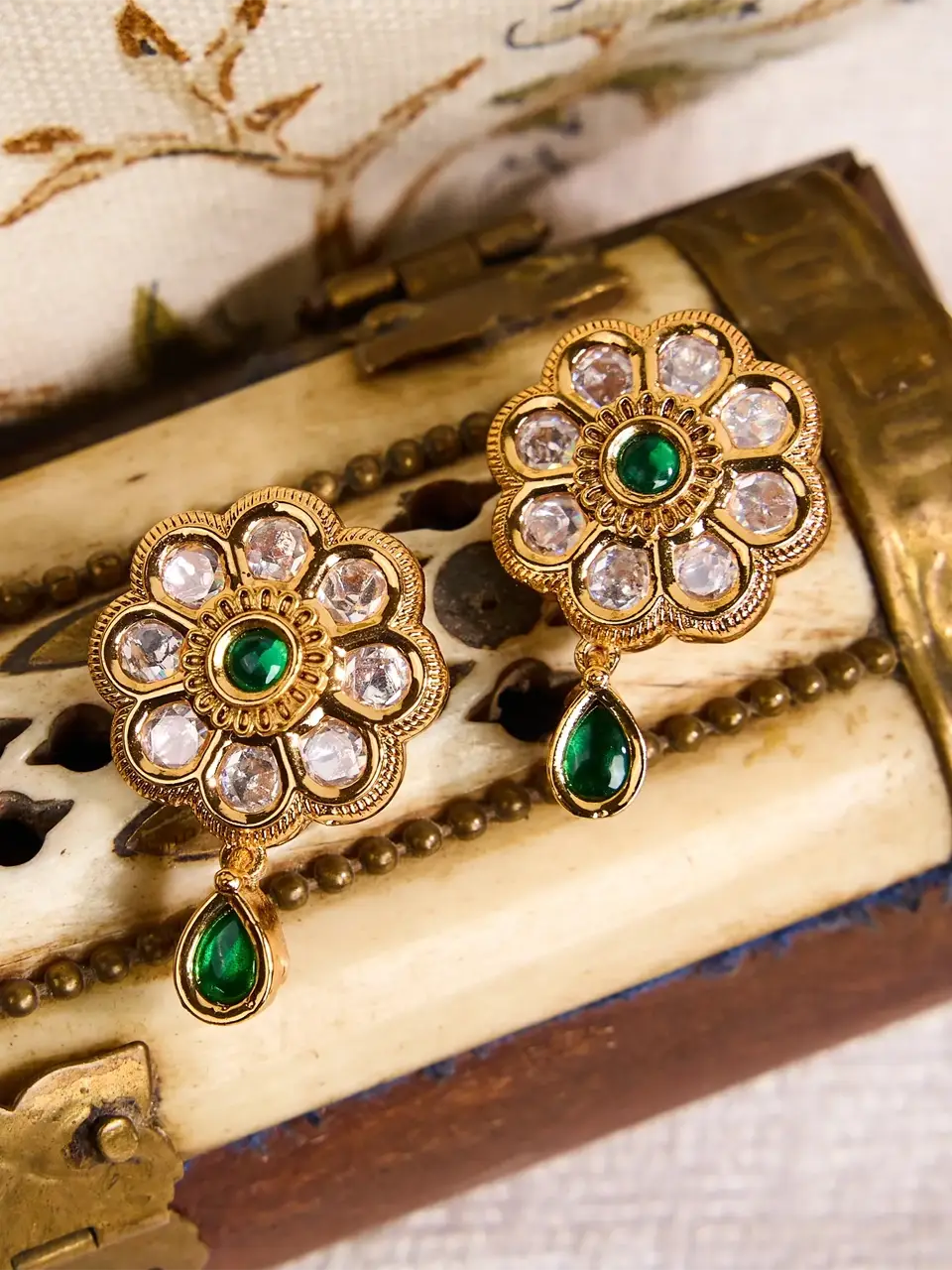 Sayda Jewels Blossom Brilliance Earrings ER-RP-25 Buy @ ₹910