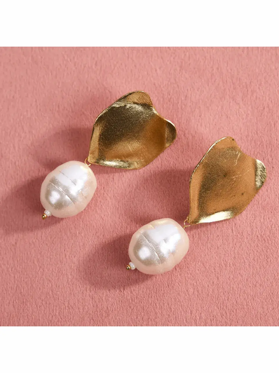 Sayda Jewels Golden Leaf Pearldrop Earrings ER-SR-193 Buy @ ₹980