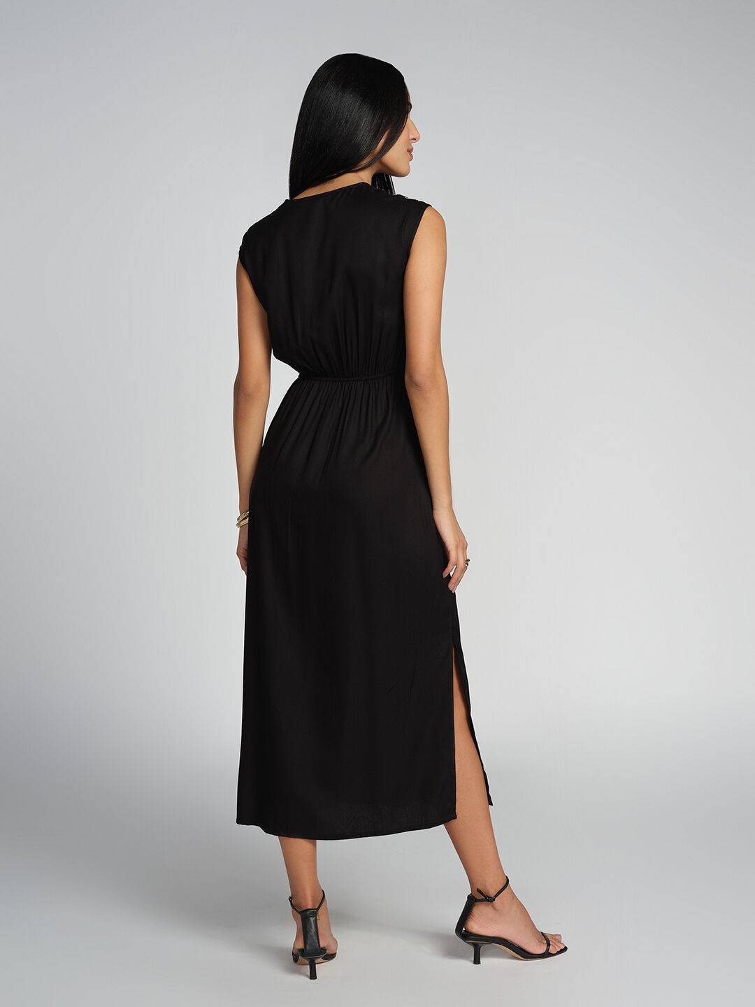 Night-at-Moor Black Dress Buy at ₹3990