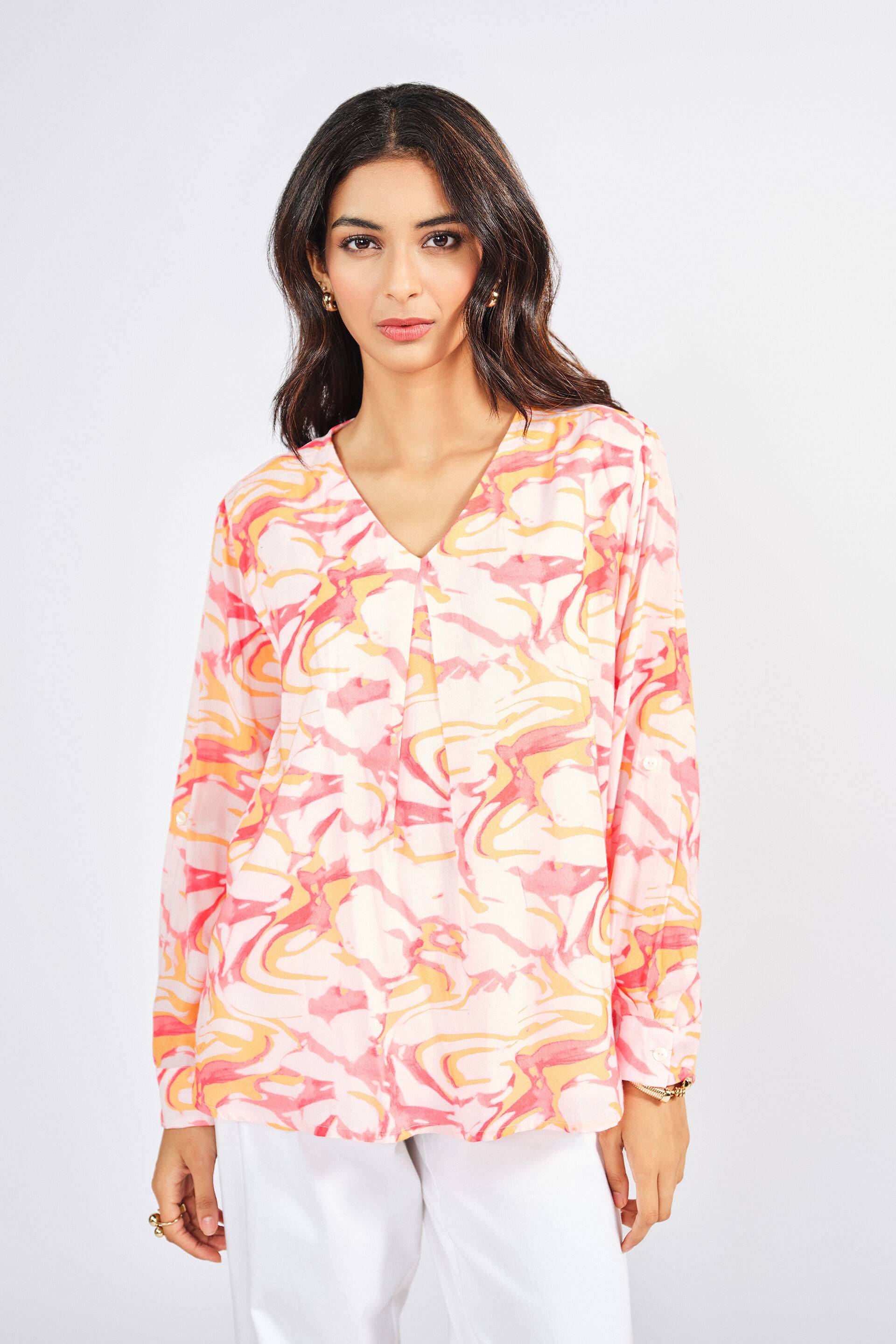 It's Flamin' Top Buy at ₹2333